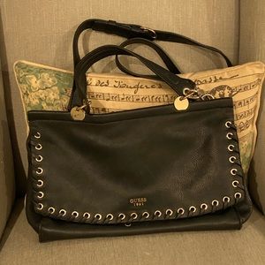 GUESS black shoulder bag